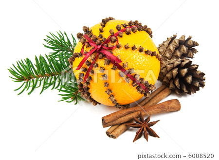 Christmas clove and orange pomander 6008520