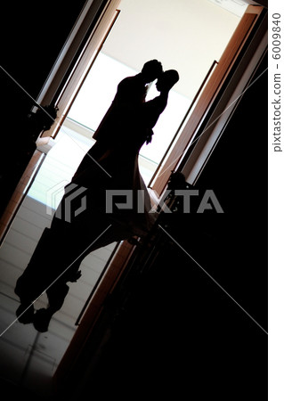 Even in the mirror world Even in the mirror world 6009840