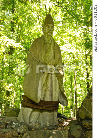 A stone statue of Hatakeyama Shigetada (Museum of Arashiyama Historic Site / Saitama Prefecture Higashi Sugaya Arashiyama-cho) 6011202