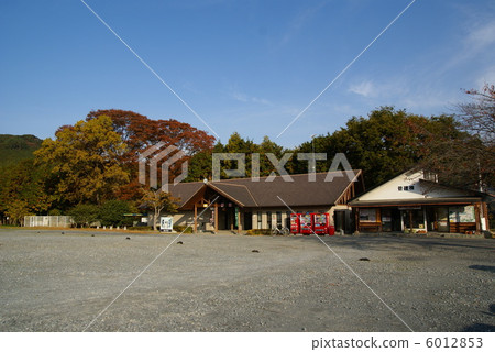 “埼玉縣嵐山谷”停車場·管理大樓·商店 6012853