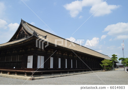 Sanjima Domoto Hall 6014983