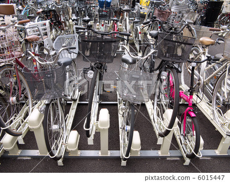 Bicycle parking space 6015447