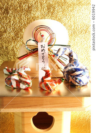 2013年新年賀卡·日本小吃和紀念品家庭三巴頂級米糕·垂直位置對應比率 2013年新年賀卡·日本小吃和紀念品家庭三巴頂級米糕·垂直位置對應比率 6019942