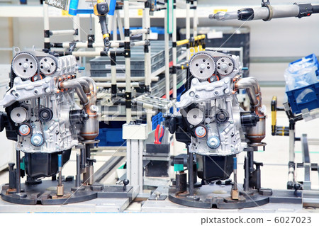 manufacturing of car engine 6027023