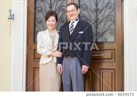 Senior couple portrait Senior couple portrait 6034573
