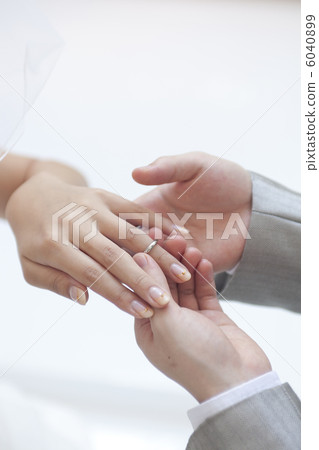 Ring exchange image 6040899