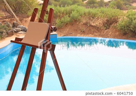 我們在沙漠中的一家酒店畫畫吧 6041750