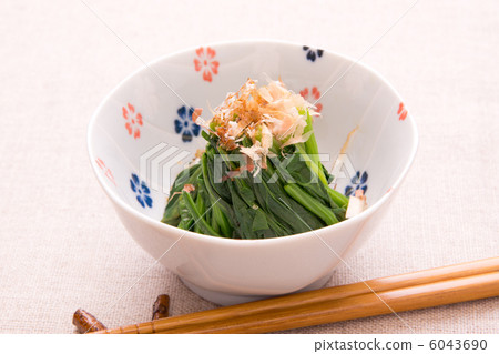 Spinach 6043690