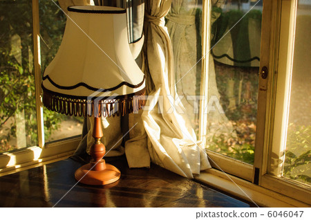 Window side stand light Window side stand light 6046047