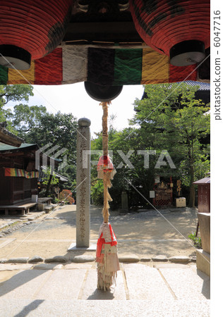 Shikoku Shrine Plant No. 51 Buddhist temple "Ishinomaki" External view from inside Daito-do Shikoku Shrine Plant No. 51 Buddhist temple "Ishinomaki" External view from inside Daito-do 6047716