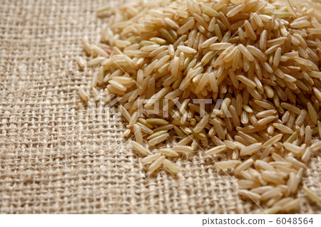 Brown rice Brown rice 6048564