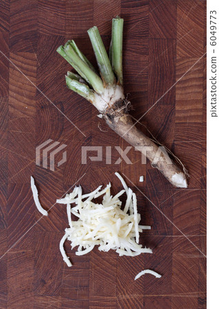 Grated horseradish Grated horseradish 6049773