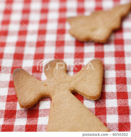 Gingerbread cookies 6050302