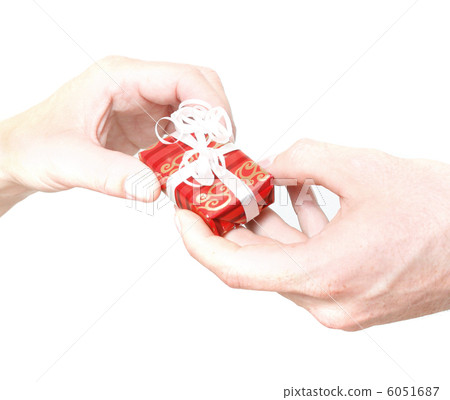 Giving present 6051687