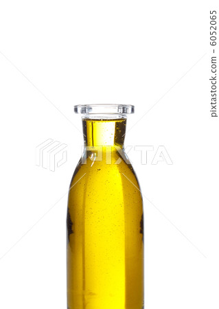 Olive oil Olive oil 6052065