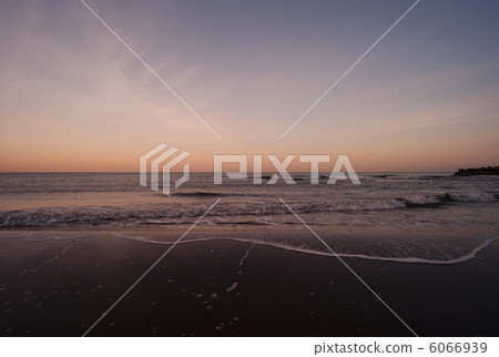 黃昏海岸 黃昏海岸 6066939