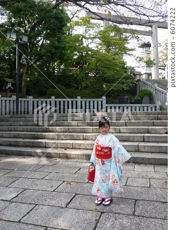 7-year-old Shichigosan 6074222