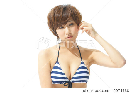 游泳衣的一個少婦 游泳衣的一個少婦 6075388