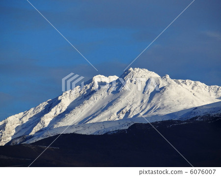 Chokaiyama山，第一個雪冠 6076007