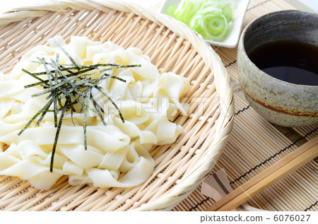 強制麵條 6076027