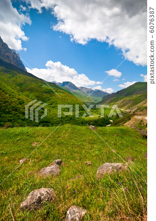 mountains mountains 6076387