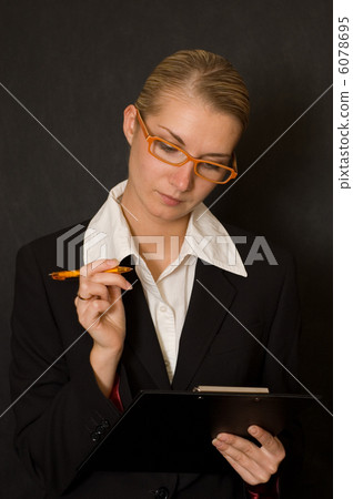 Beautiful business woman 6078695