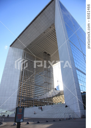 New Arc de Triomphe 6081466