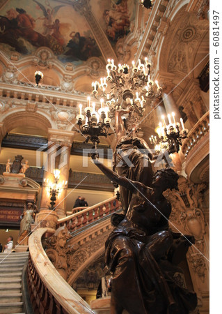 Inside the opera house Inside the opera house 6081497