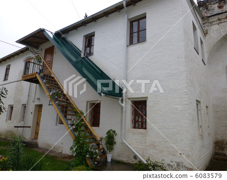 Novodevichi women's monastery inside (Russia: Moscow) 6083579