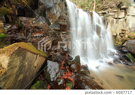 Yakimizu瀑布 Yakimizu瀑布 6087717