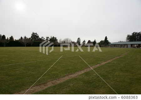 New Zealand School New Zealand School 6088363