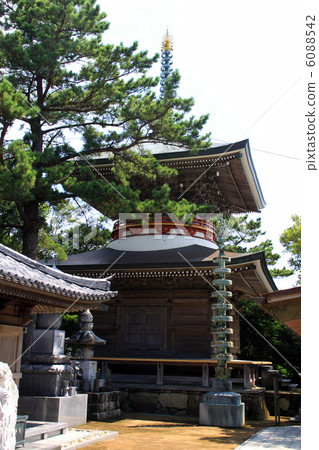 Kanji Fukuji 6088542