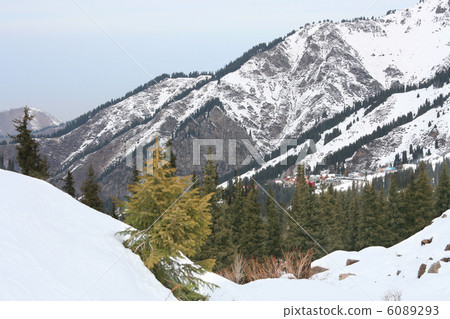 winter in mountain 6089293