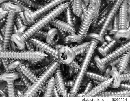 screws 6099924