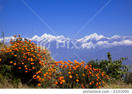 喜馬拉雅山脈從Nagarcot 喜馬拉雅山脈從Nagarcot 6101000