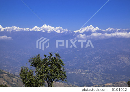 Himalaya mountain range from Nagarcot Himalaya mountain range from Nagarcot 6101012
