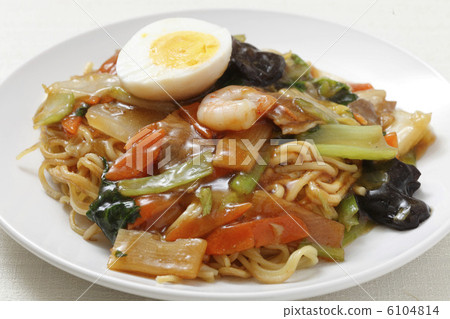 Five-grilled fried noodles Five-grilled fried noodles 6104814