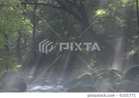 光芒閃耀的Midori-sawa 6105771