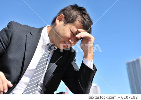 Middle businessman Middle businessman 6107192