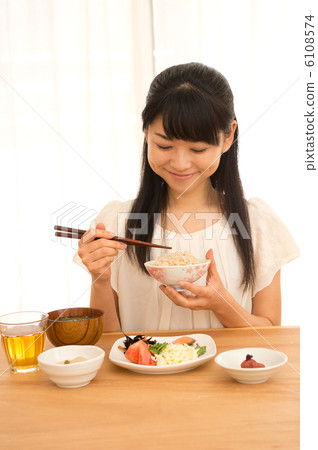 日本的食物和婦女 日本的食物和婦女 6108574