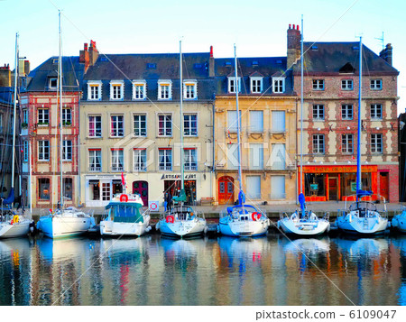 France: Port of Honfleur 1 France: Port of Honfleur 1 6109047