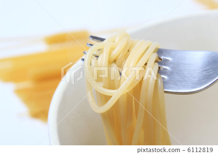Pasta 6112819