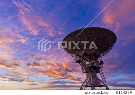 VLA - The National Electric Astronomical Observatory at Sunset 6114229