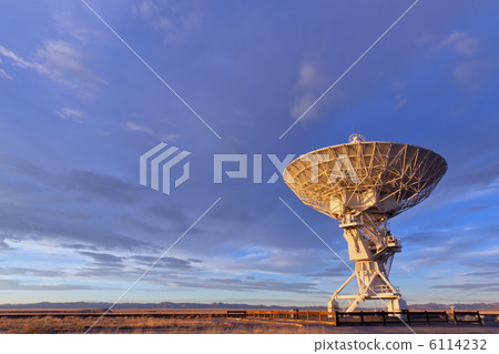 VLA  - 國家國家廣播電台 6114232