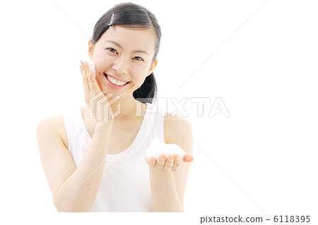 洗臉的女孩 洗臉的女孩 6118395
