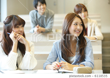 Classroom image 6118535