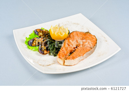 salmon steak salmon steak 6121727