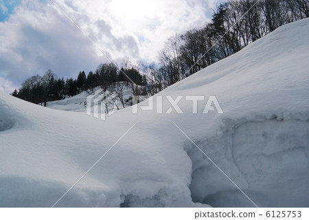 冬季結束 6125753