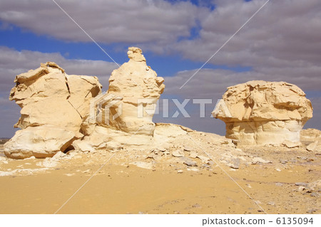 White desert Egypt White desert Egypt 6135094