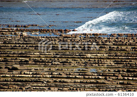 Ogre's washboard 6136410